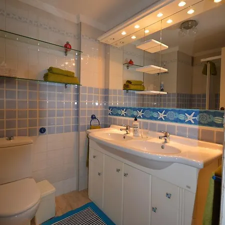 Apartment In La Pineda *